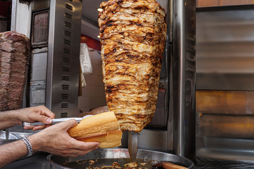 Franchises kebab : coûts, rentabilité et enseignes clés en France