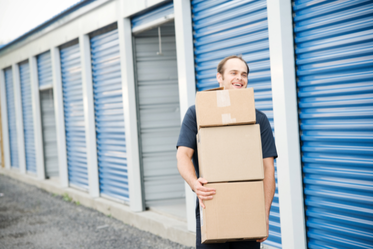 Franchises déménagement stockage : apport, CA et réseaux 2026