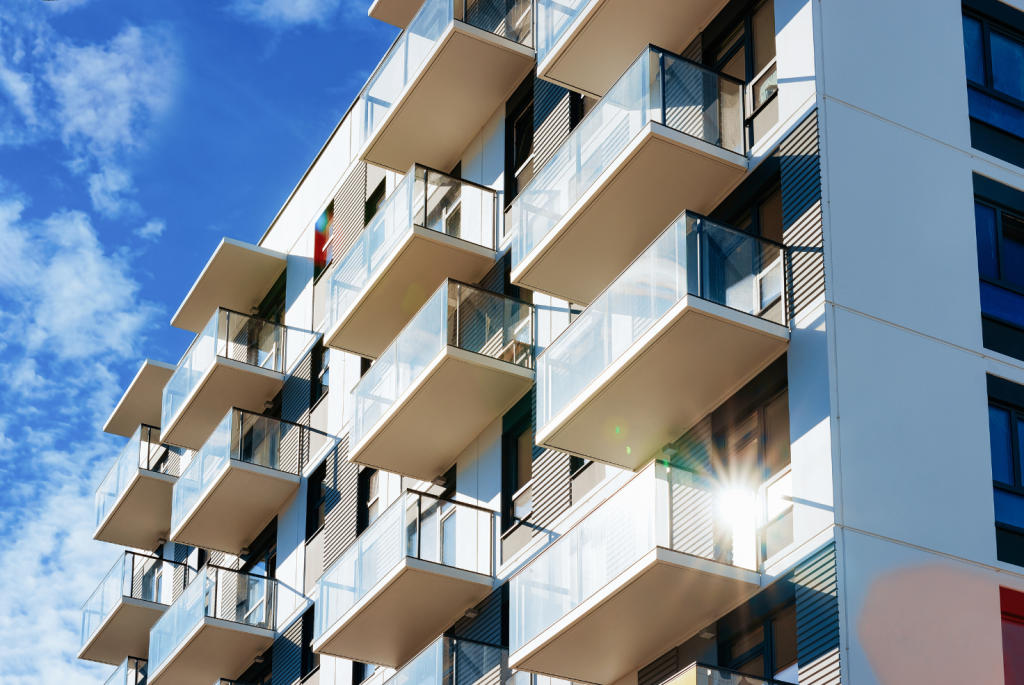 Franchises immobilier d’entreprise : coûts, prérequis, rentabilité