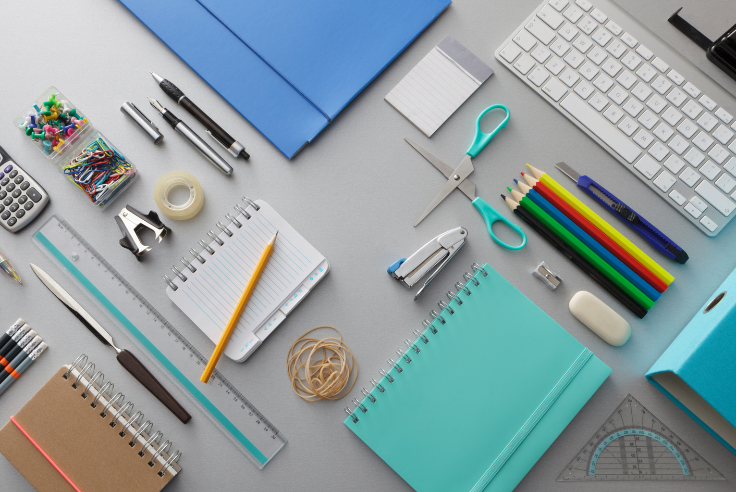 Franchises fournitures de bureau : budgets, apports, CA (2026)